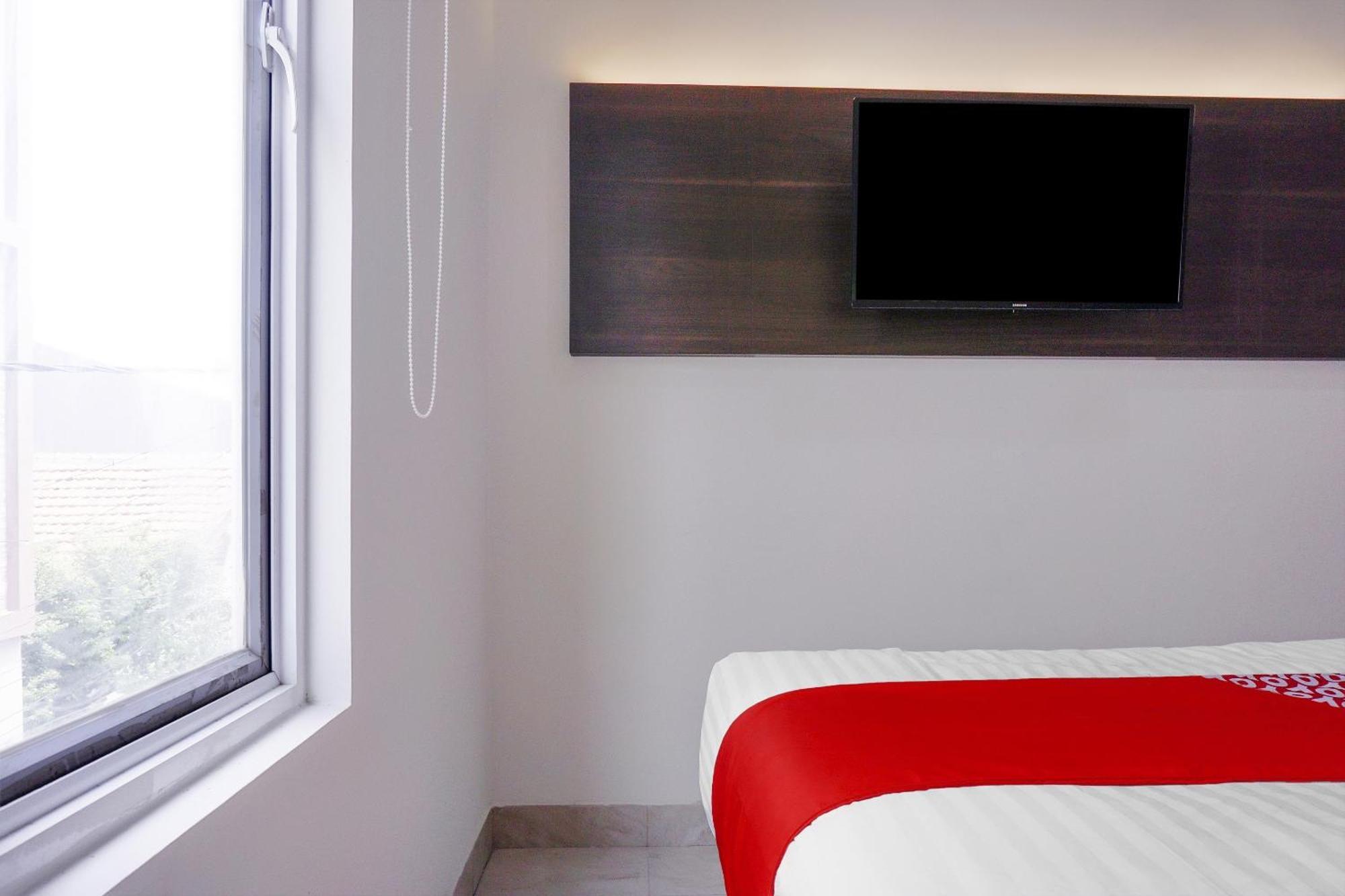 Super Oyo 90115 Near Pasar Baru Hotell Jakarta Eksteriør bilde