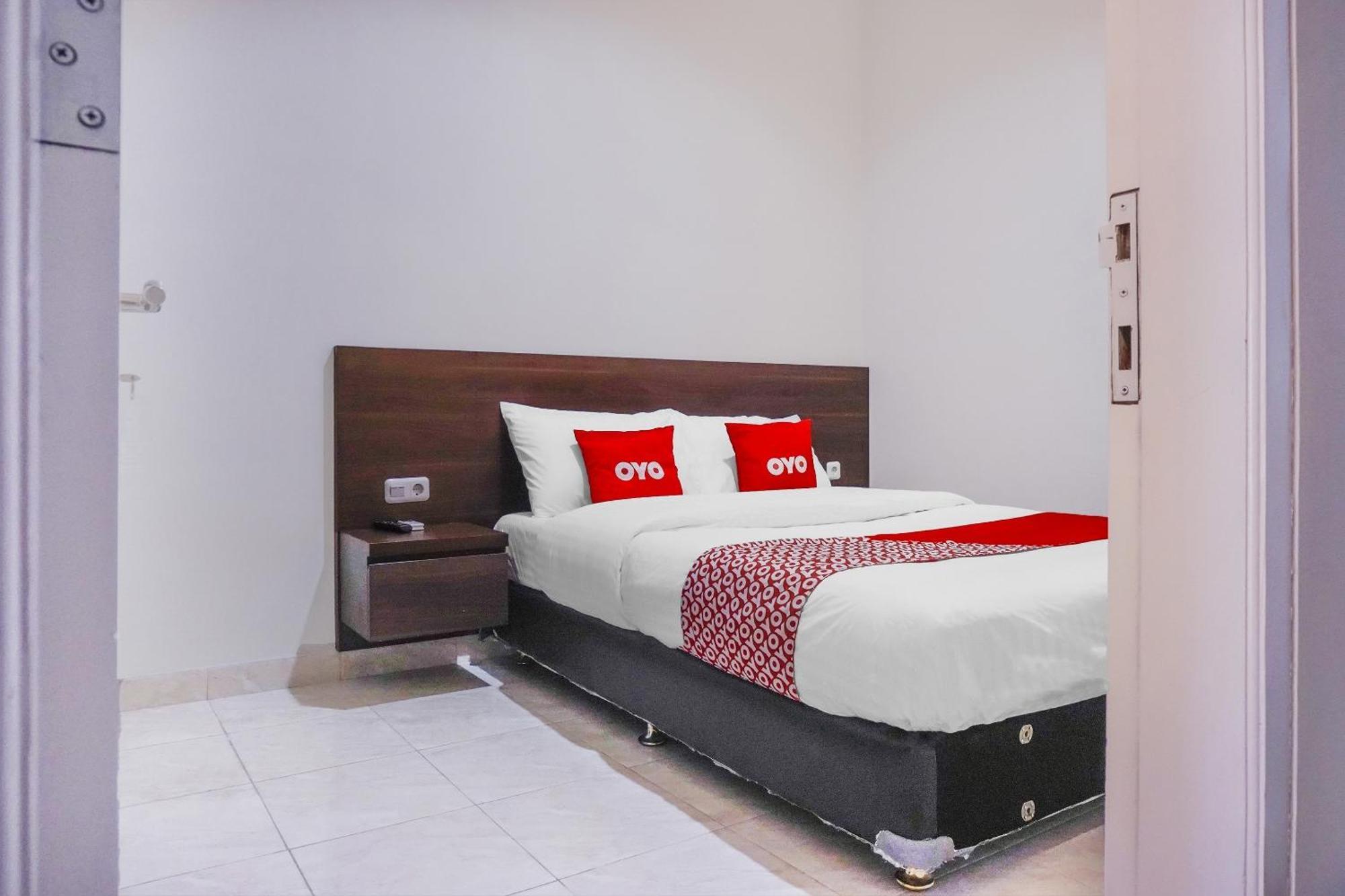 Super Oyo 90115 Near Pasar Baru Hotell Jakarta Eksteriør bilde